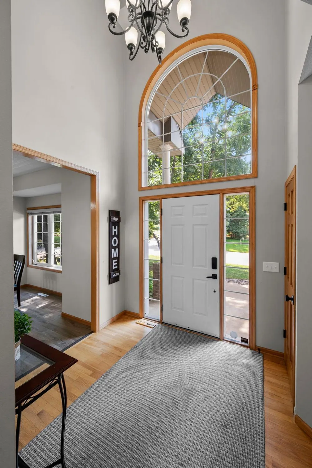 14991 Creditview Drive Savage, MN 55378
