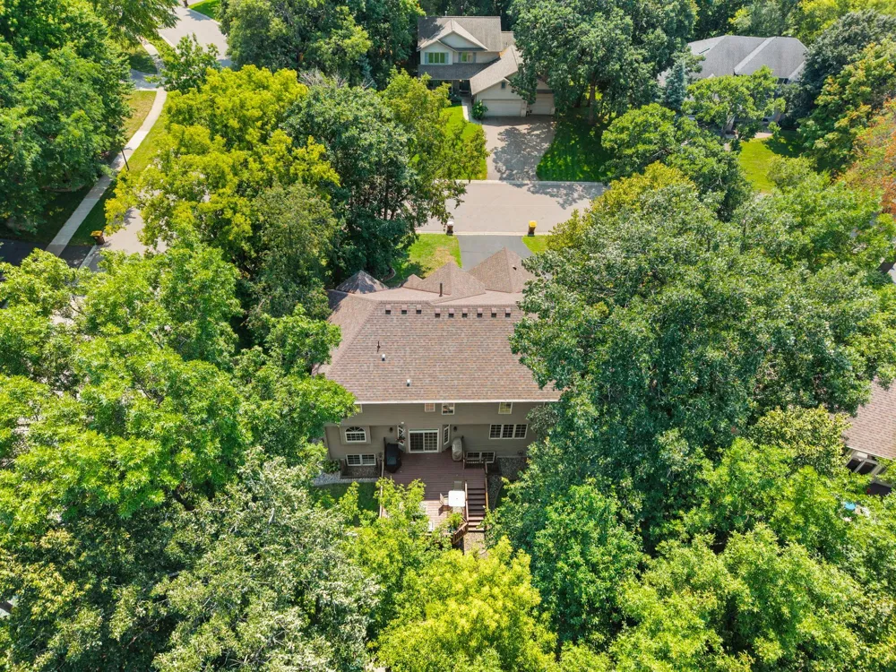 14991 Creditview Drive Savage, MN 55378