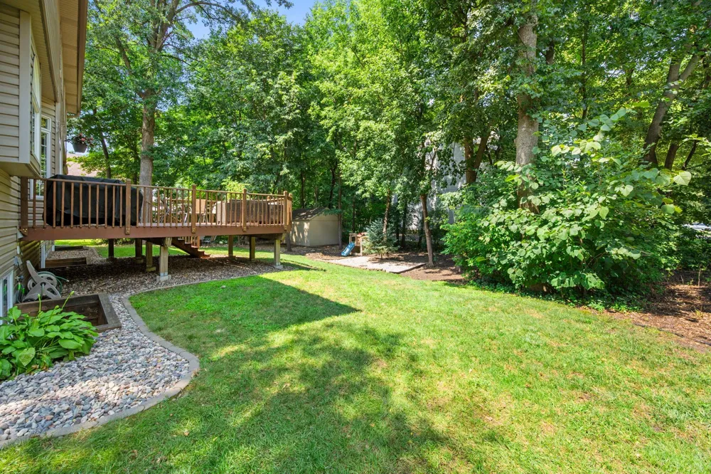 14991 Creditview Drive Savage, MN 55378