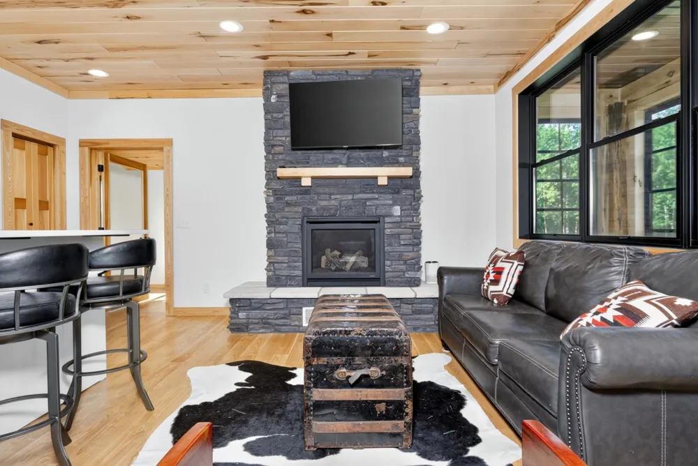 58946 Scenic Highway Bigfork, MN 56628