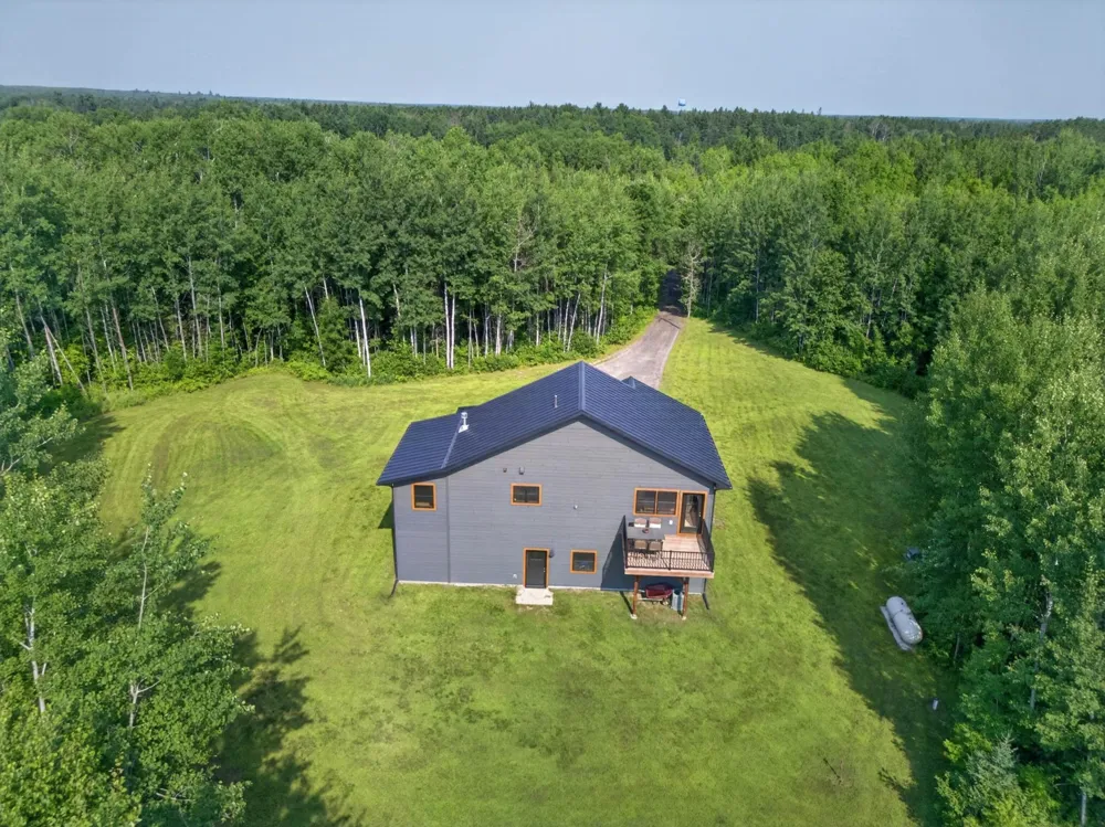 58946 Scenic Highway Bigfork, MN 56628
