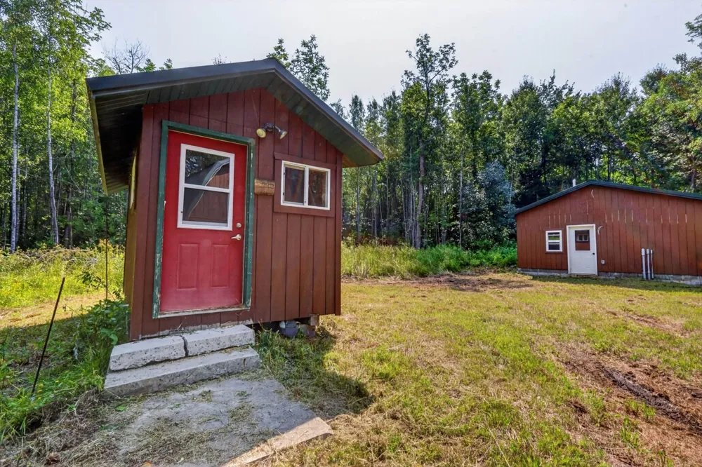 58946 Scenic Highway Bigfork, MN 56628