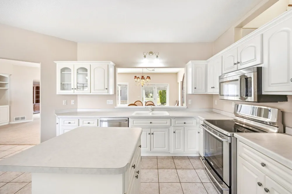 1320 Heritage Avenue NW Hutchinson, MN 55350