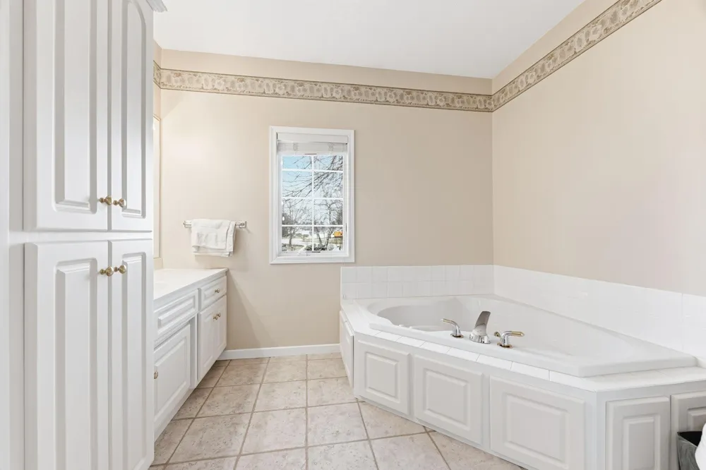 1320 Heritage Avenue NW Hutchinson, MN 55350