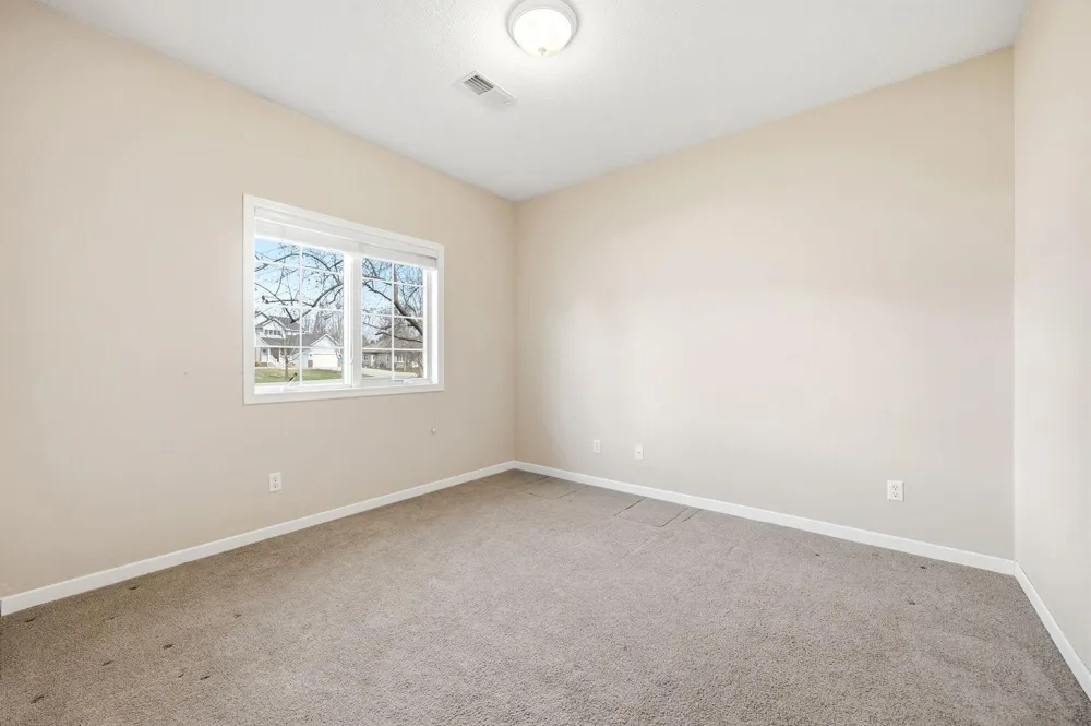 1320 Heritage Avenue NW Hutchinson, MN 55350