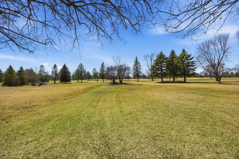 1320 Heritage Avenue NW Hutchinson, MN 55350