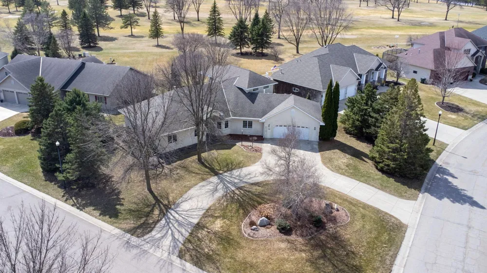 1320 Heritage Avenue NW Hutchinson, MN 55350