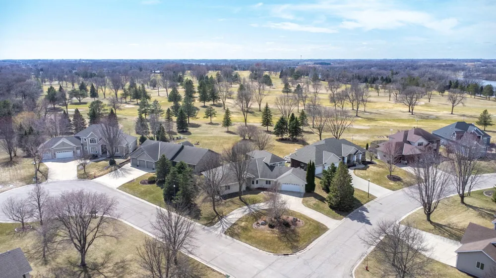 1320 Heritage Avenue NW Hutchinson, MN 55350