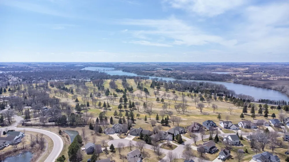 1320 Heritage Avenue NW Hutchinson, MN 55350