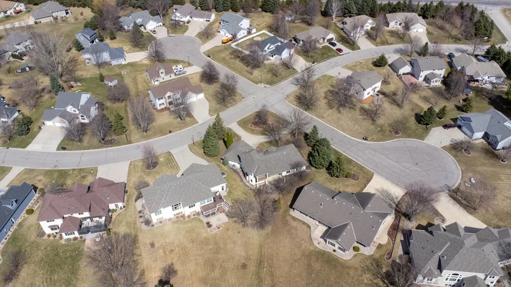 1320 Heritage Avenue NW Hutchinson, MN 55350