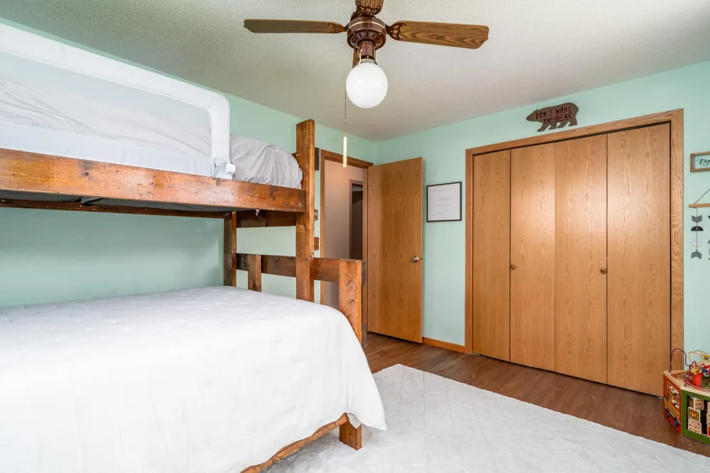 511 4th Avenue NE Crookston, MN 56716