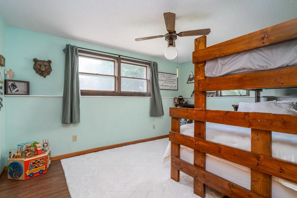 511 4th Avenue NE Crookston, MN 56716