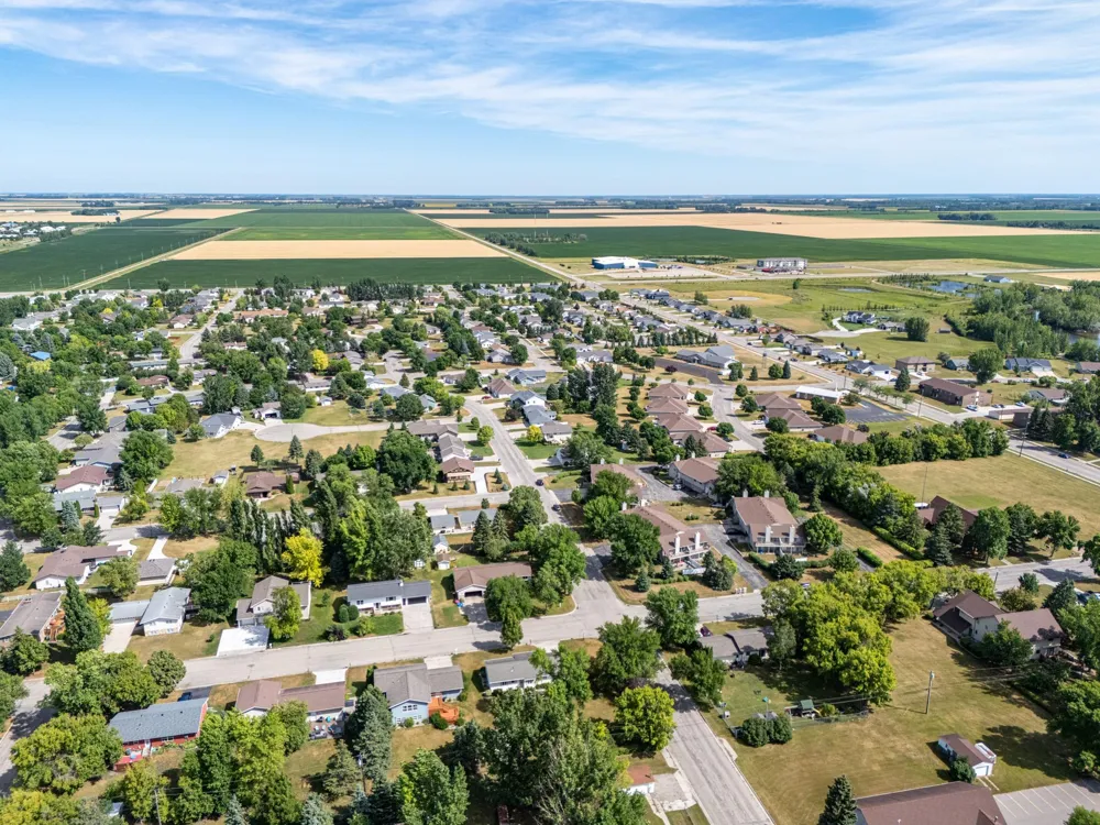 511 4th Avenue NE Crookston, MN 56716