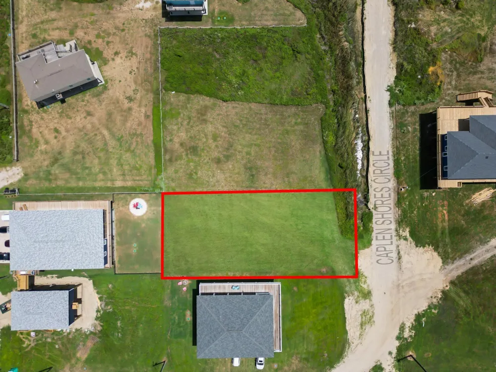 514 Caplen Shores Circle Gilchrist, TX 77617