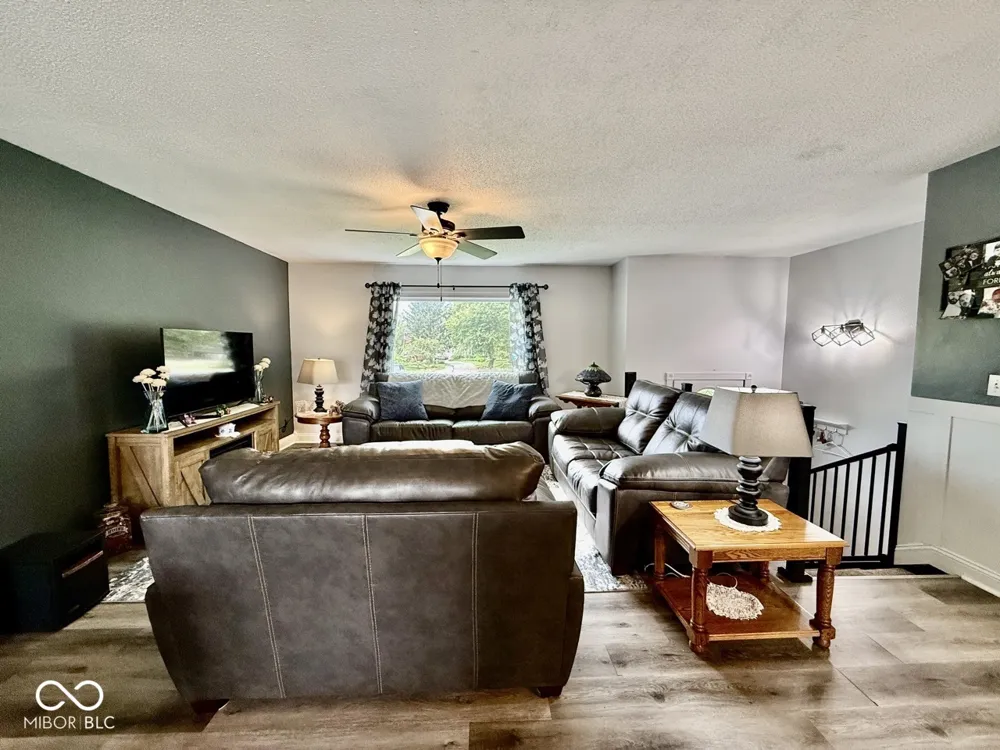 1564 W Sitting Bull Drive Terre Haute, IN 47802