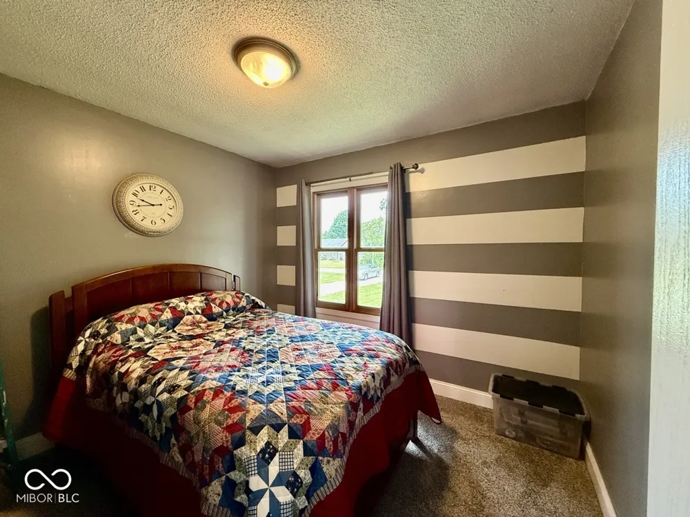 1564 W Sitting Bull Drive Terre Haute, IN 47802
