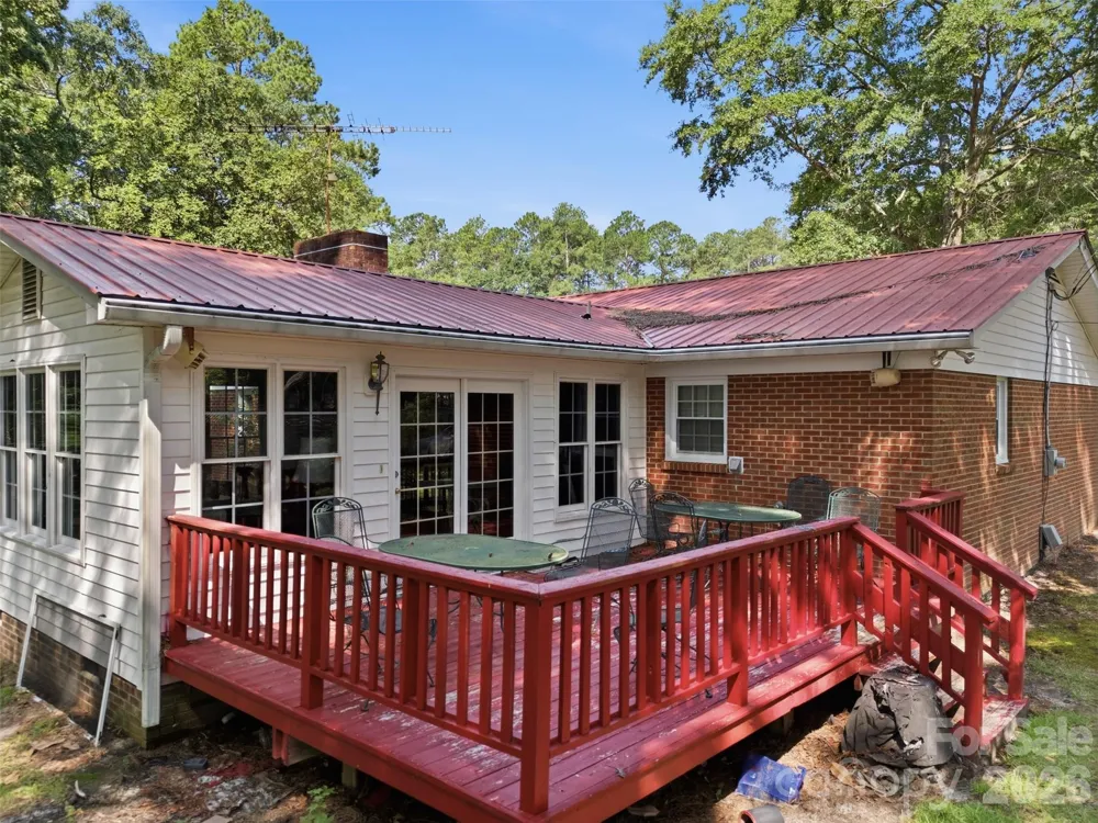 276 Dixie Trail Hamlet, NC 28345