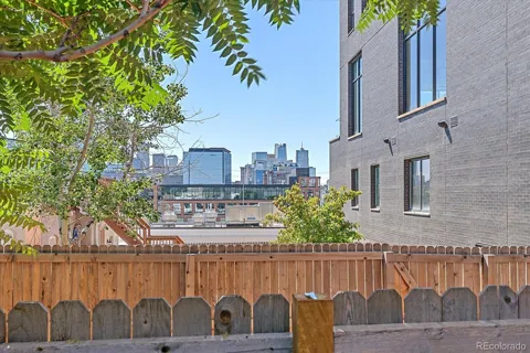 2524 Kensing Court