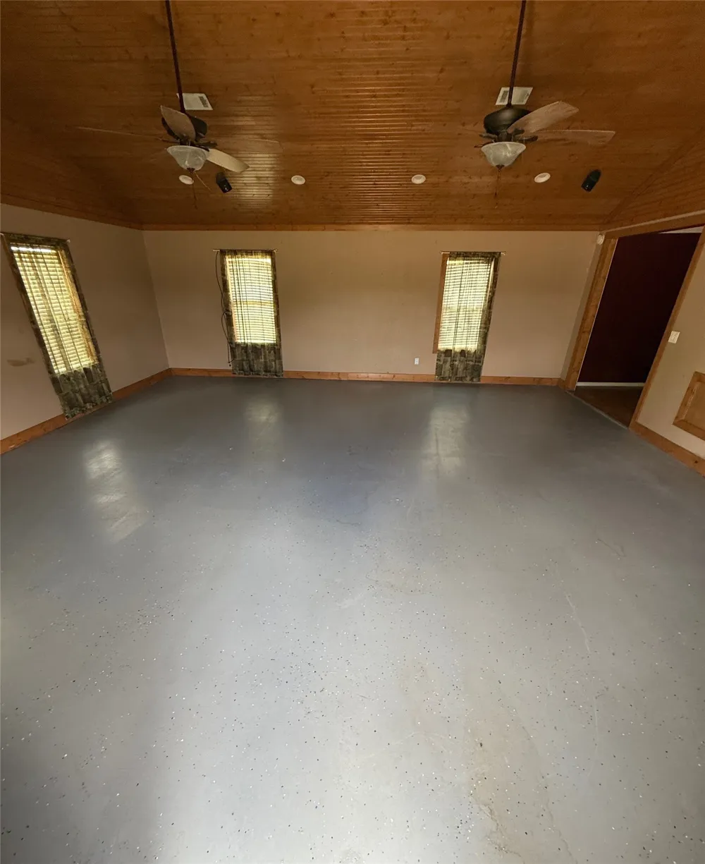 648 S Center Street Buffalo, TX 75831