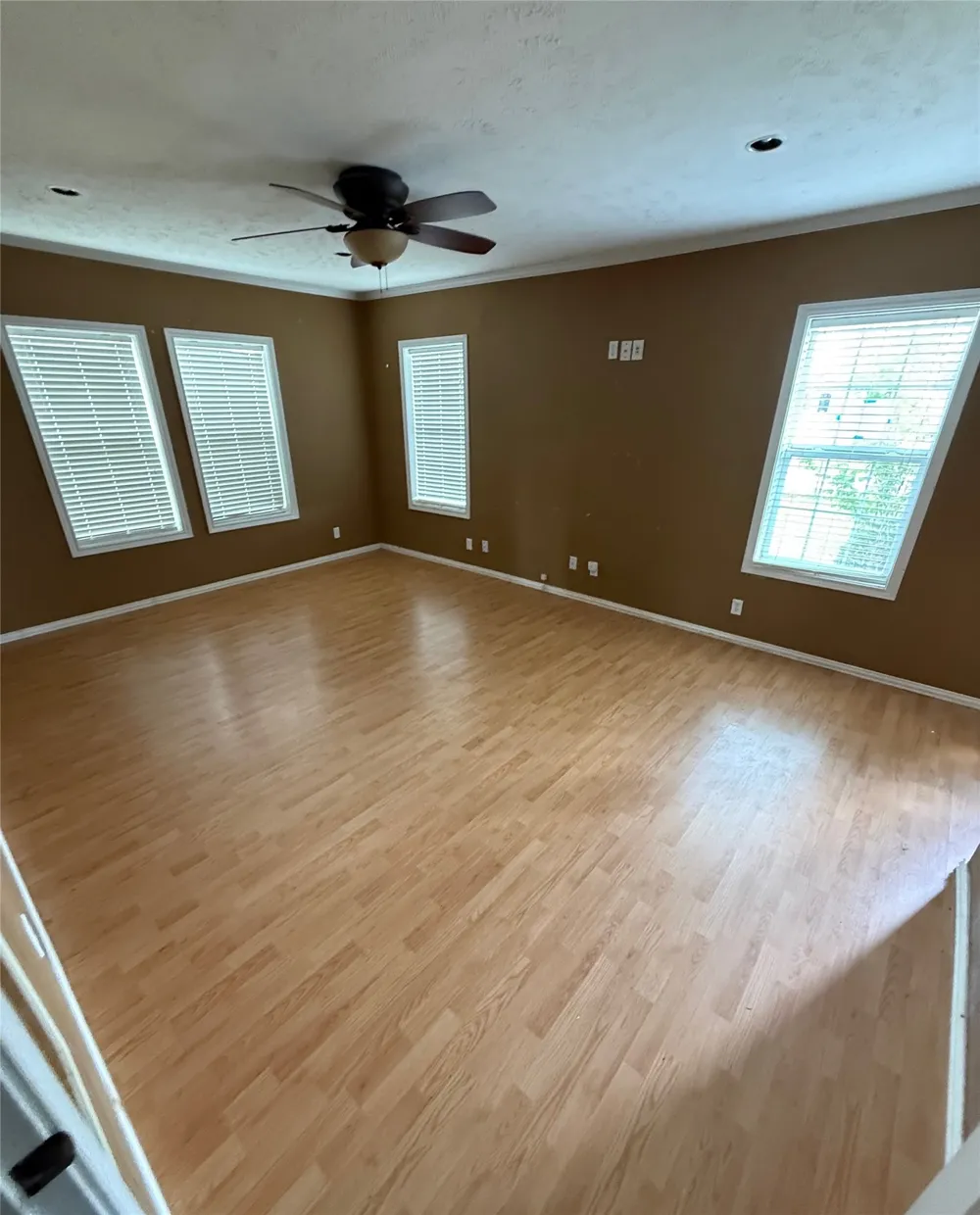 648 S Center Street Buffalo, TX 75831