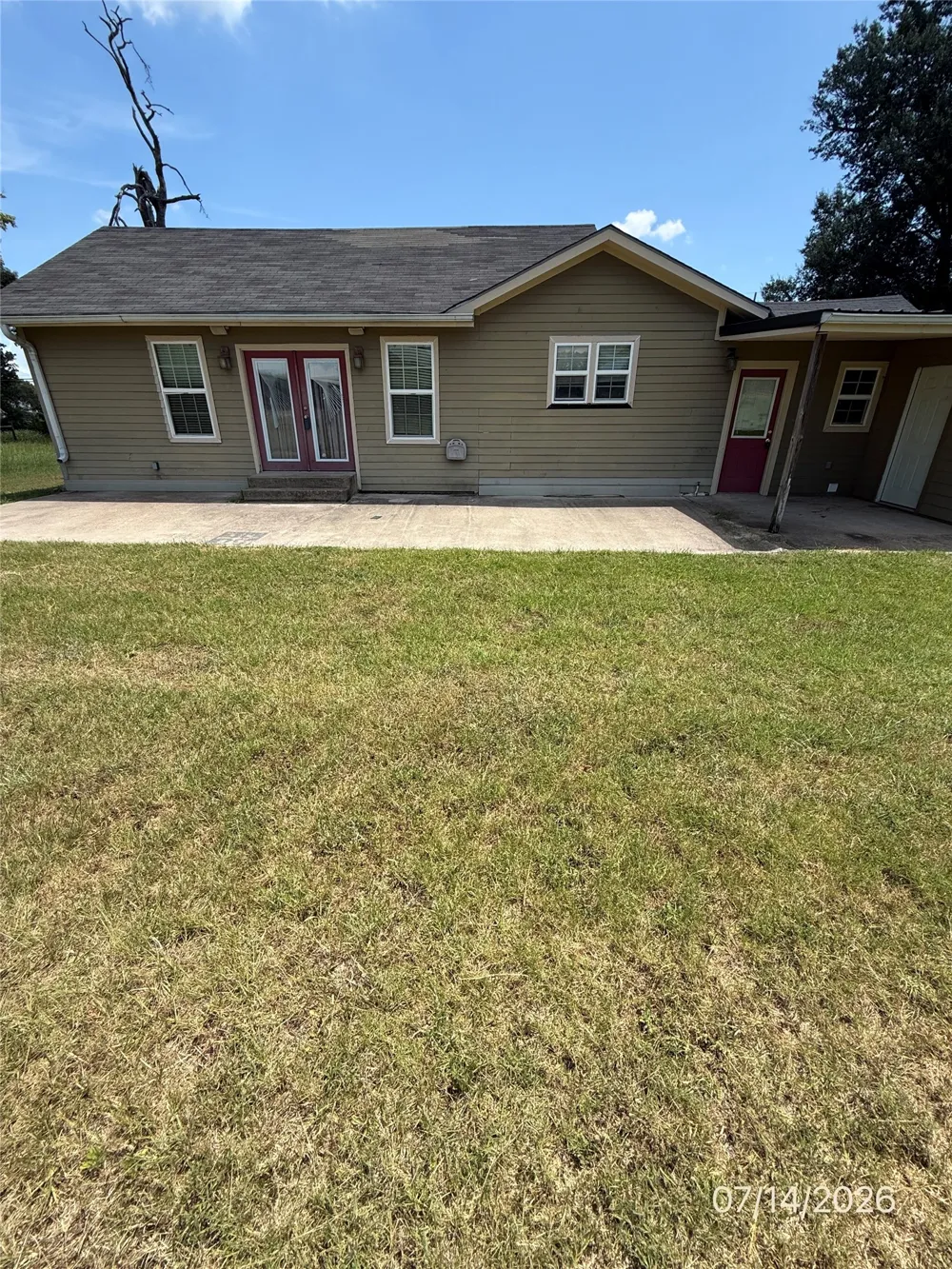 648 S Center Street Buffalo, TX 75831