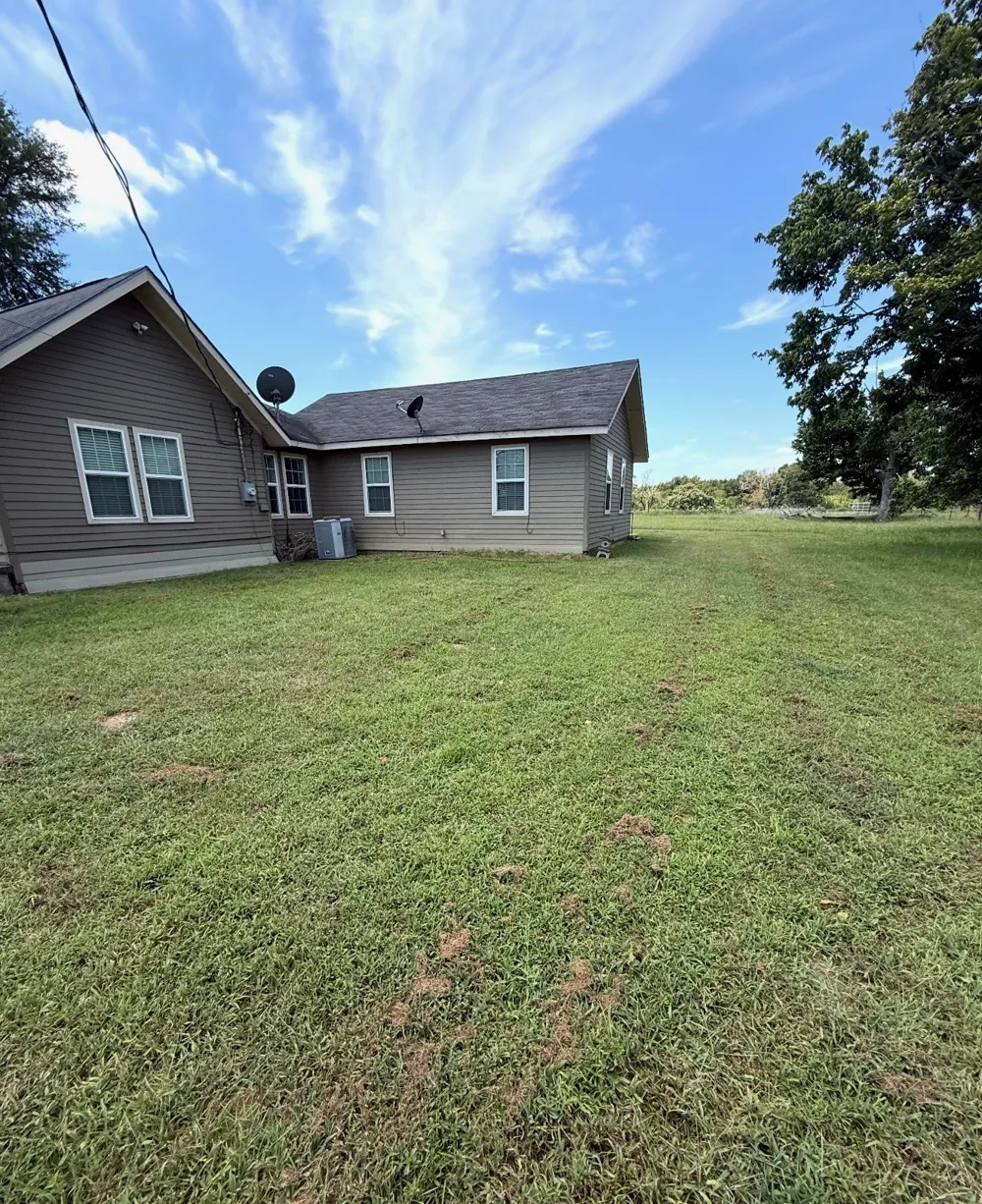 648 S Center Street Buffalo, TX 75831