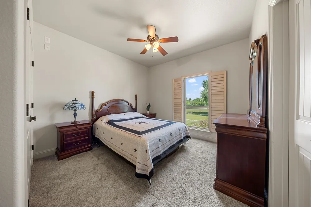 17155 County Road 605 Farmersville, TX 75442