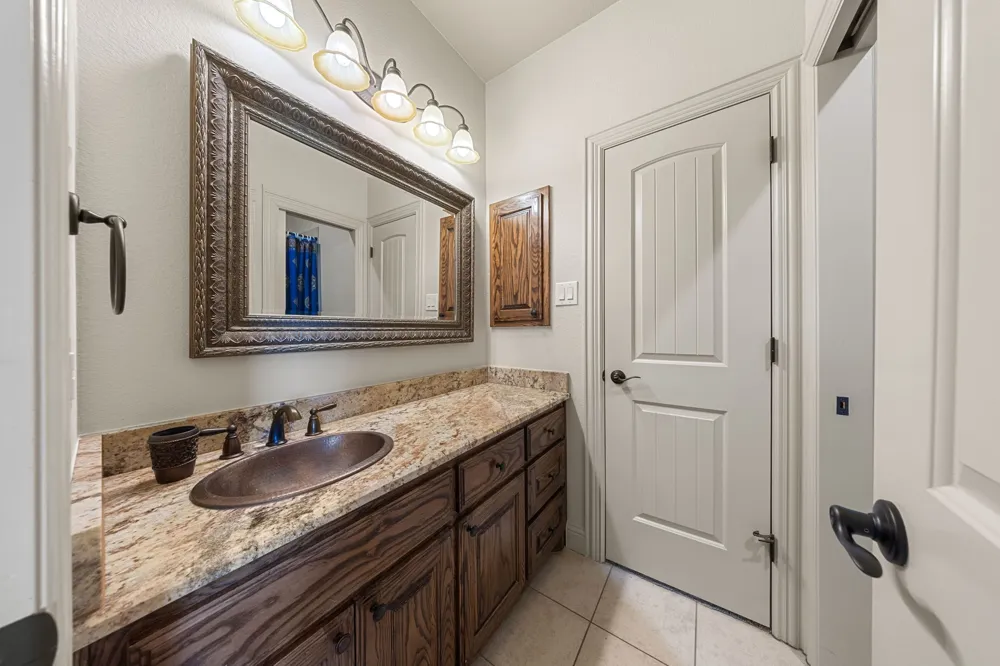 17155 County Road 605 Farmersville, TX 75442