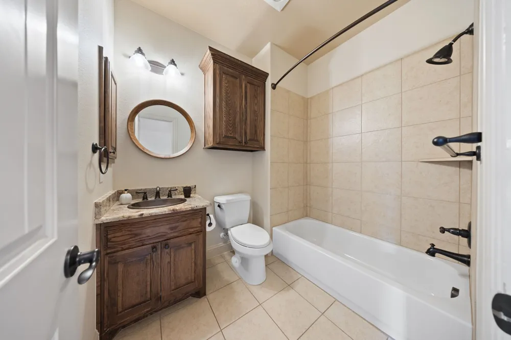 17155 County Road 605 Farmersville, TX 75442