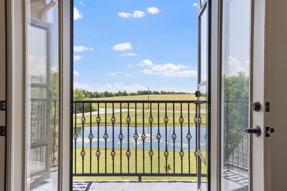 17155 County Road 605 Farmersville, TX 75442