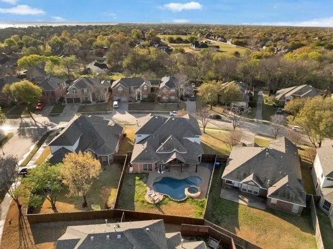 9102 Hogan Drive Rowlett, TX 75089