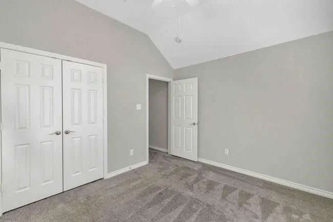 9102 Hogan Drive Rowlett, TX 75089