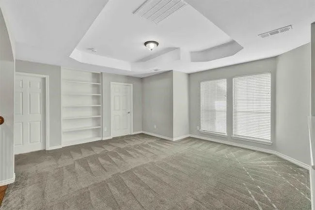 9102 Hogan Drive Rowlett, TX 75089