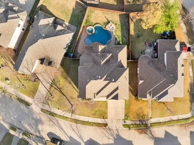9102 Hogan Drive Rowlett, TX 75089