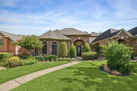 6842 Queensclub Drive