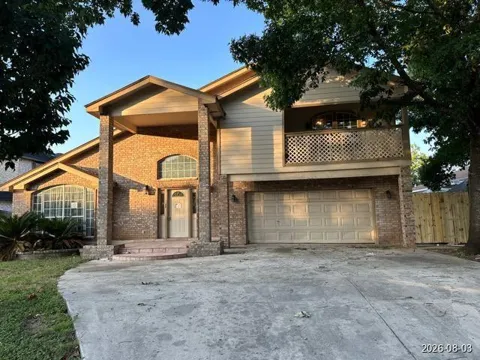 9304 Pine Village