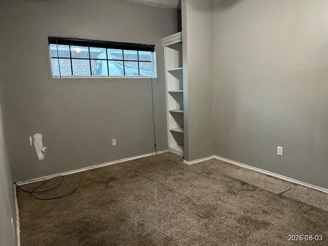 9304 Pine Village San Antonio, TX 78250