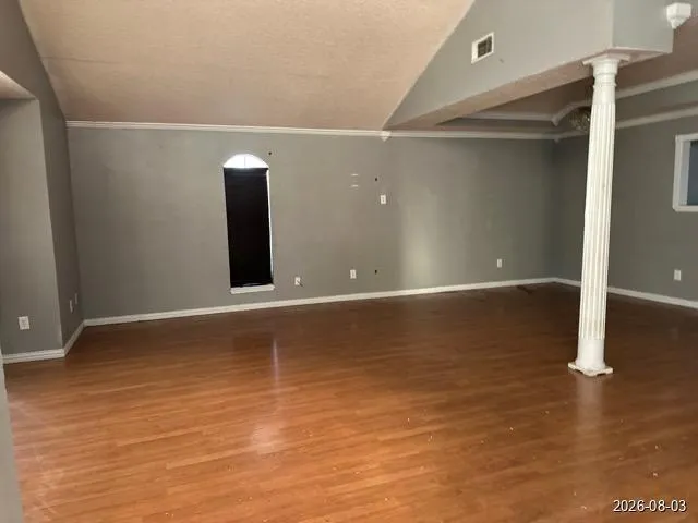 9304 Pine Village San Antonio, TX 78250