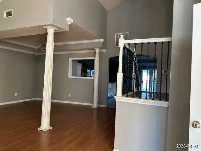 9304 Pine Village San Antonio, TX 78250