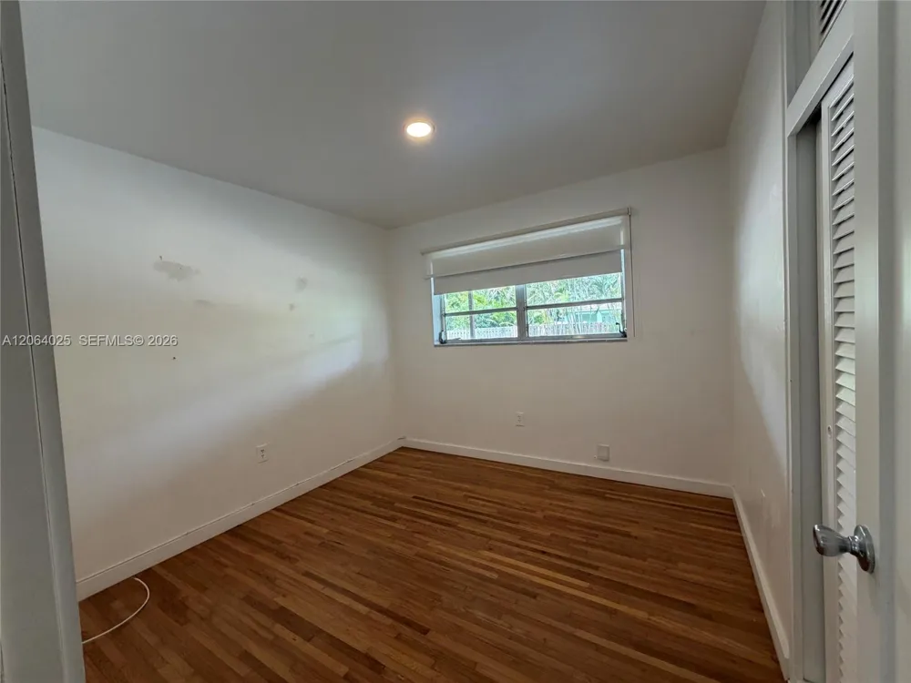 801 Albatross St Miami Springs, FL 33166