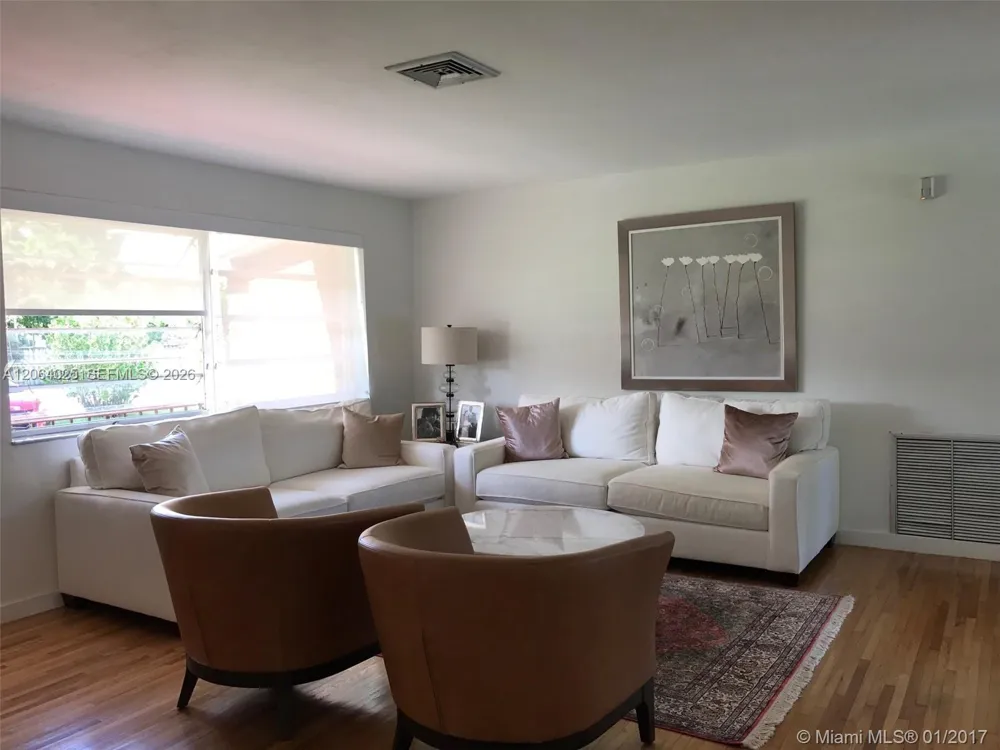 801 Albatross St Miami Springs, FL 33166
