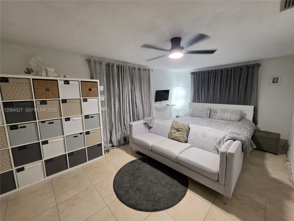 613 SE 46th Ter UNIT A-B Cape Coral, FL 33904