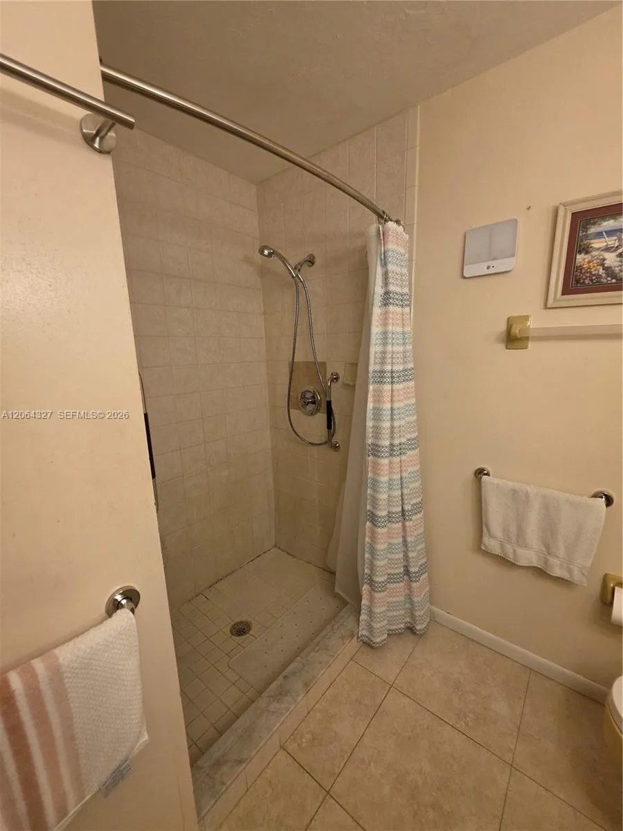 613 SE 46th Ter UNIT A-B Cape Coral, FL 33904