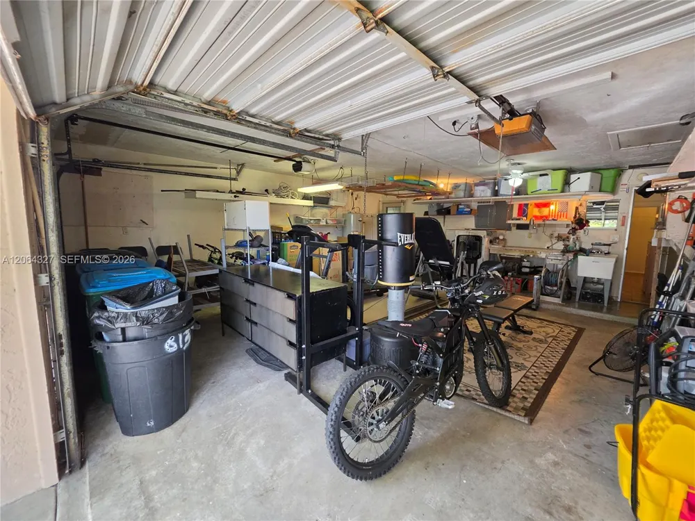 613 SE 46th Ter UNIT A-B Cape Coral, FL 33904