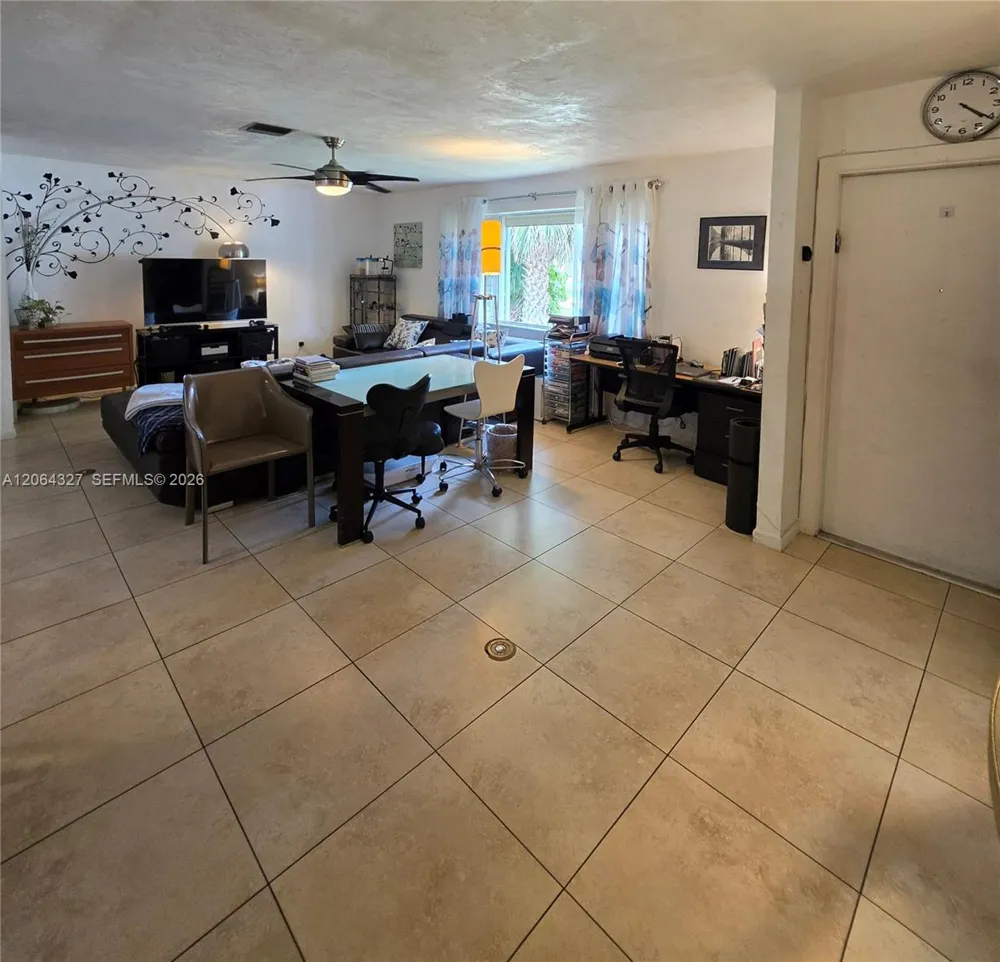 613 SE 46th Ter UNIT A-B Cape Coral, FL 33904