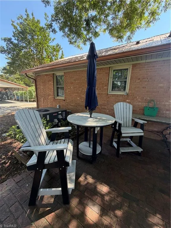 232 5th Street Lexington, NC 27292