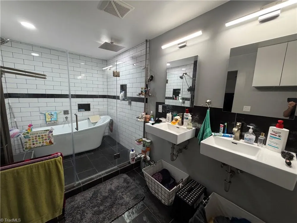 232 5th Street Lexington, NC 27292
