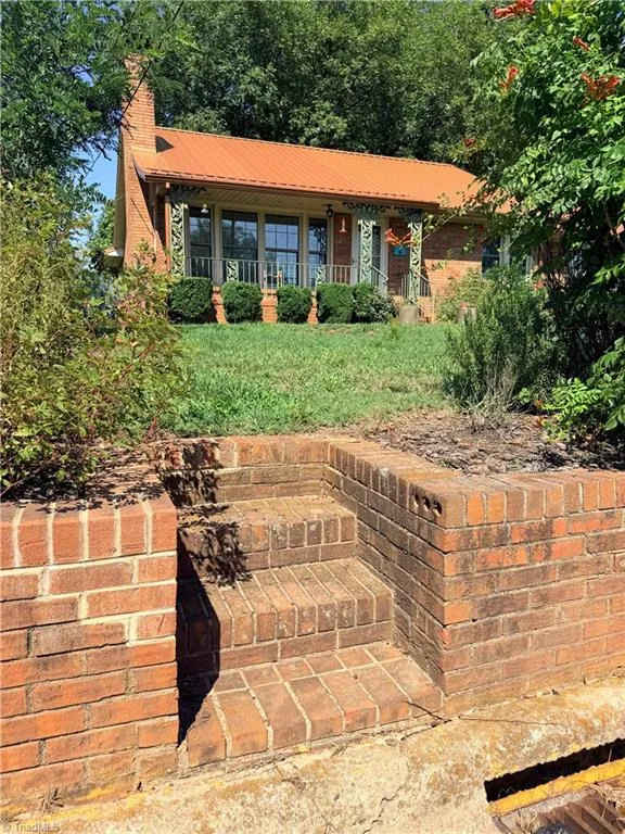232 5th Street Lexington, NC 27292