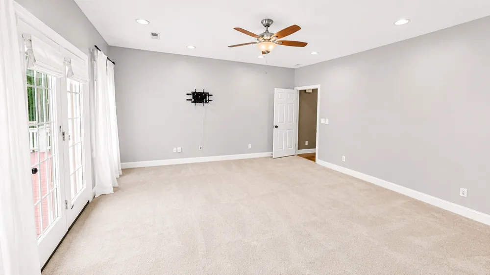 330 Fire Lake Dr Manchester, TN 37355