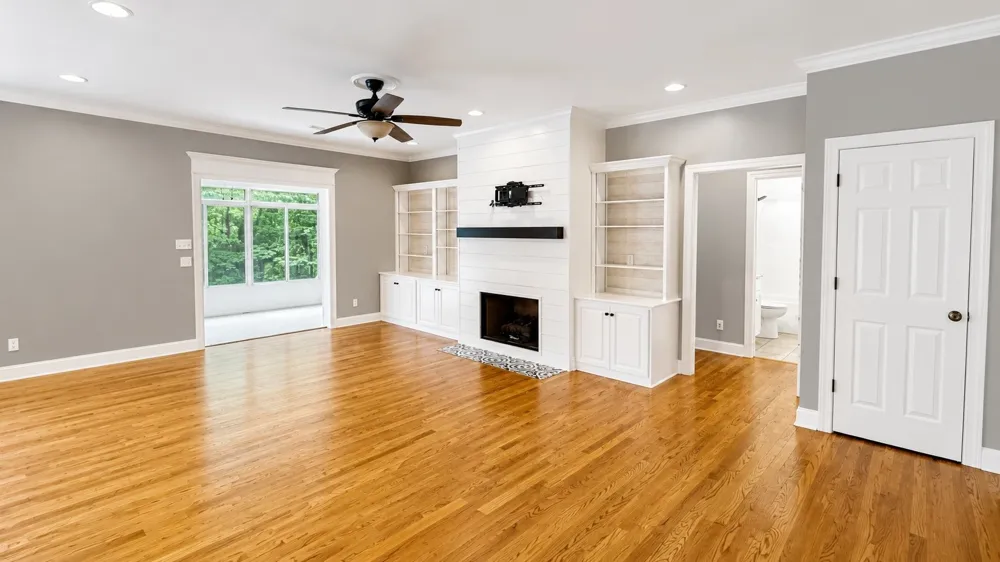 330 Fire Lake Dr Manchester, TN 37355